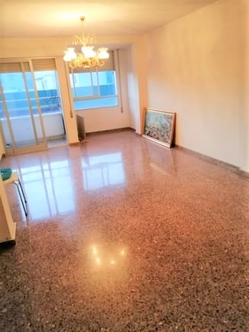 MB0023 01 Piso enorme en Gandia