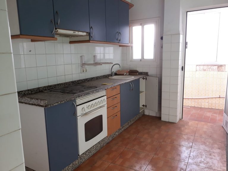 MB0026 05 Económico piso en Bellreguard