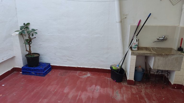 MB0037 11 Excelente piso para entrar a vivir en Oliva