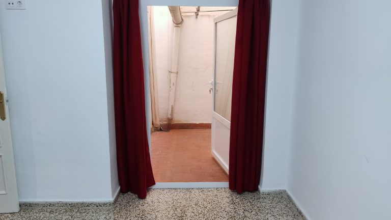 MB0037 14 Excelente piso para entrar a vivir en Oliva
