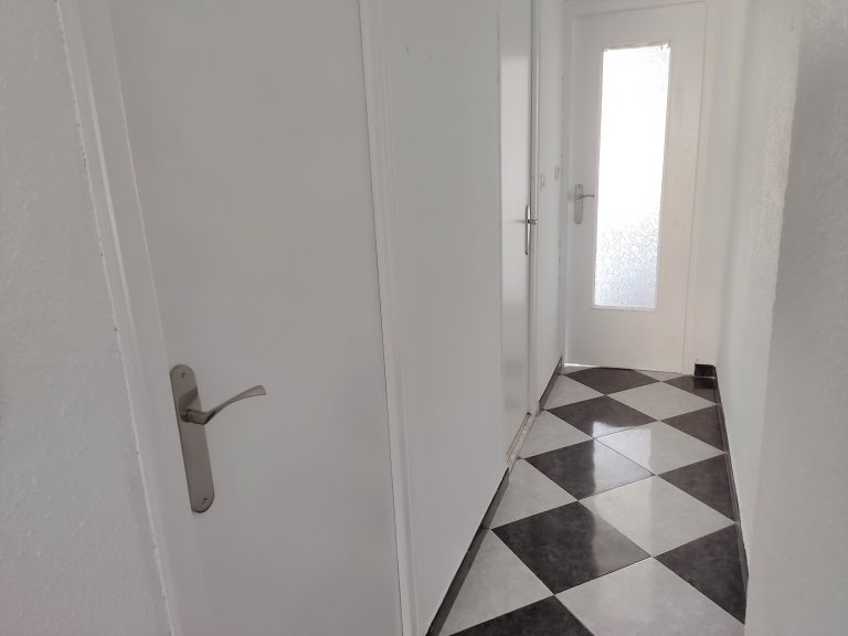 MB0038 11 Piso en Gandia en zona Plaça El·líptica