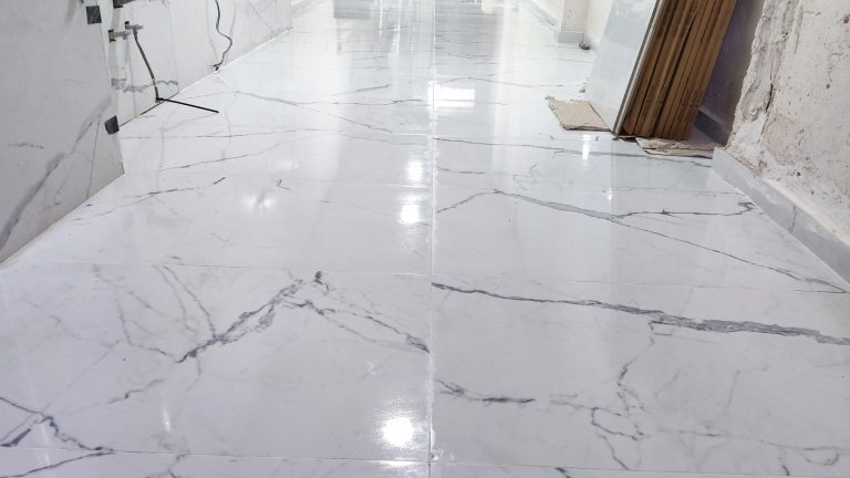 MB1639 02 Casa de pueblo